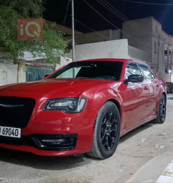 Chrysler 300 2016 for sale in Iraq - Al-Khidhir